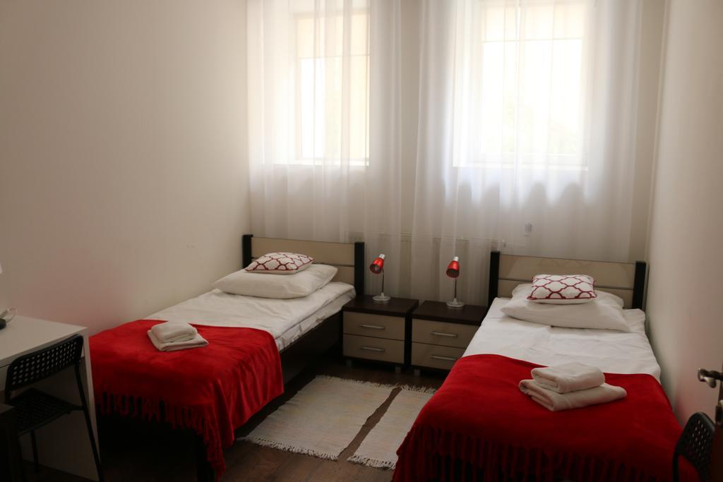 Hotel Lachowka Krepiec エクステリア 写真