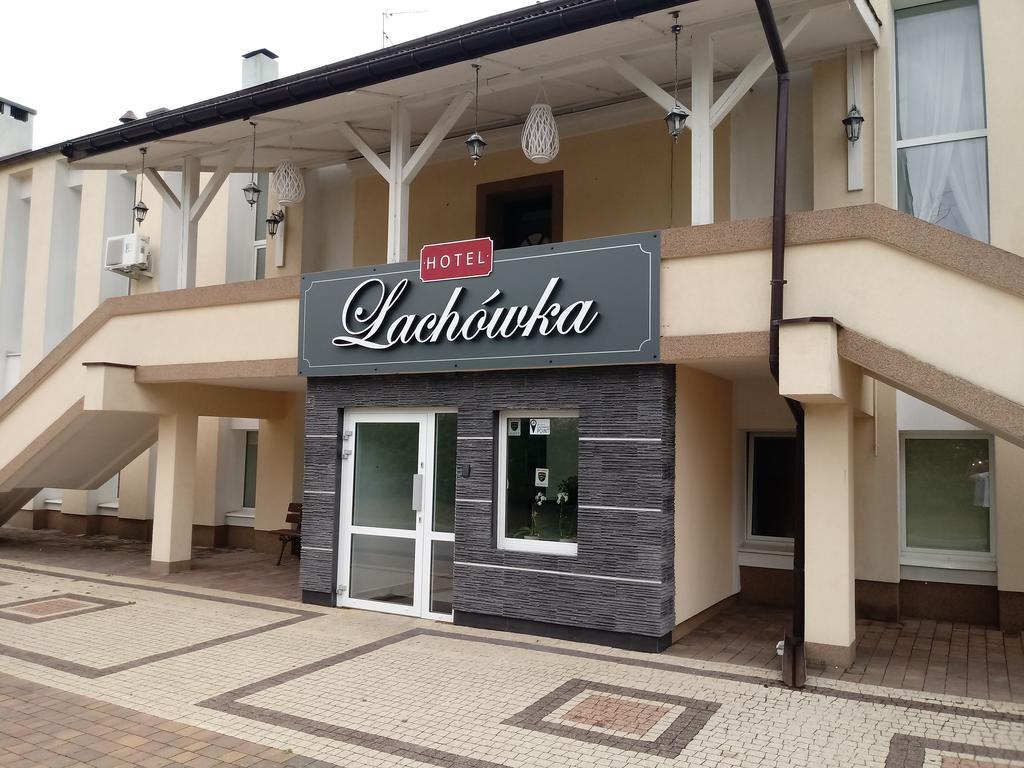 Hotel Lachowka Krepiec エクステリア 写真